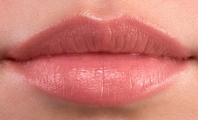 Peep Show: The Pinky-Nude Lipstick Review