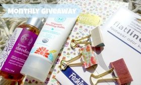 Monthly Giveaway: August 2015 (Featuring The Honest Company, Blue Sky, and Fashion First Aid)