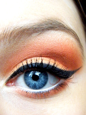 Spring Trend makeup orange 