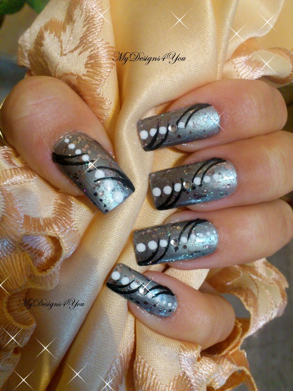 Easy Grey and black Nails | Liudmila Z.'s (MyDesigns4You) Photo