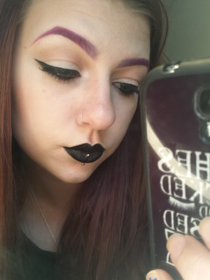 Ombre brows, winged liner & black lips :*