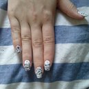 didmy sisters nails