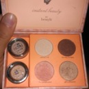 Another picture of the benefit eyeshadow kit open 