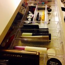 Drawer makeup organizer 