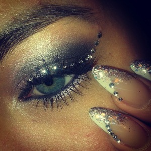 beautymakeup with strass