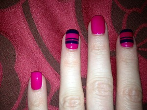 Striped nails. 

Orly - Nail Lacquer in Purple Crush
Barry M - Gelly Nail Effect in GNP1 PLUMB
O.P.I - Top Coat