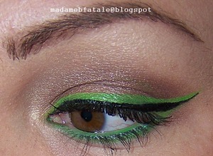 Black and Green Liner (Mehron Palettes)