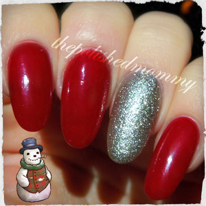 >>>http://www.thepolishedmommy.com/2013/12/festive-and-beyond-cozy-with-head.html