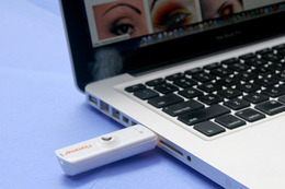 Aromatherapy 2.0: A USB Drive That Emits Scent