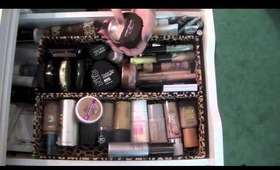 Makeup Collection & new vanity tour!