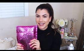 December Ipsy Bag 2015 | First Impressions & Santa Claus?