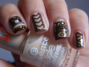 http://thepolishwell.blogspot.com/2012/10/nail-ideas-fall-trends-with-essence.html
