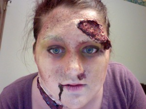 Halloween look: Exposed brain zombie