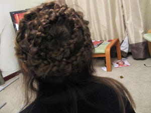 A first try at this plait on my sisters hair. Quite happy with it for a first try aha