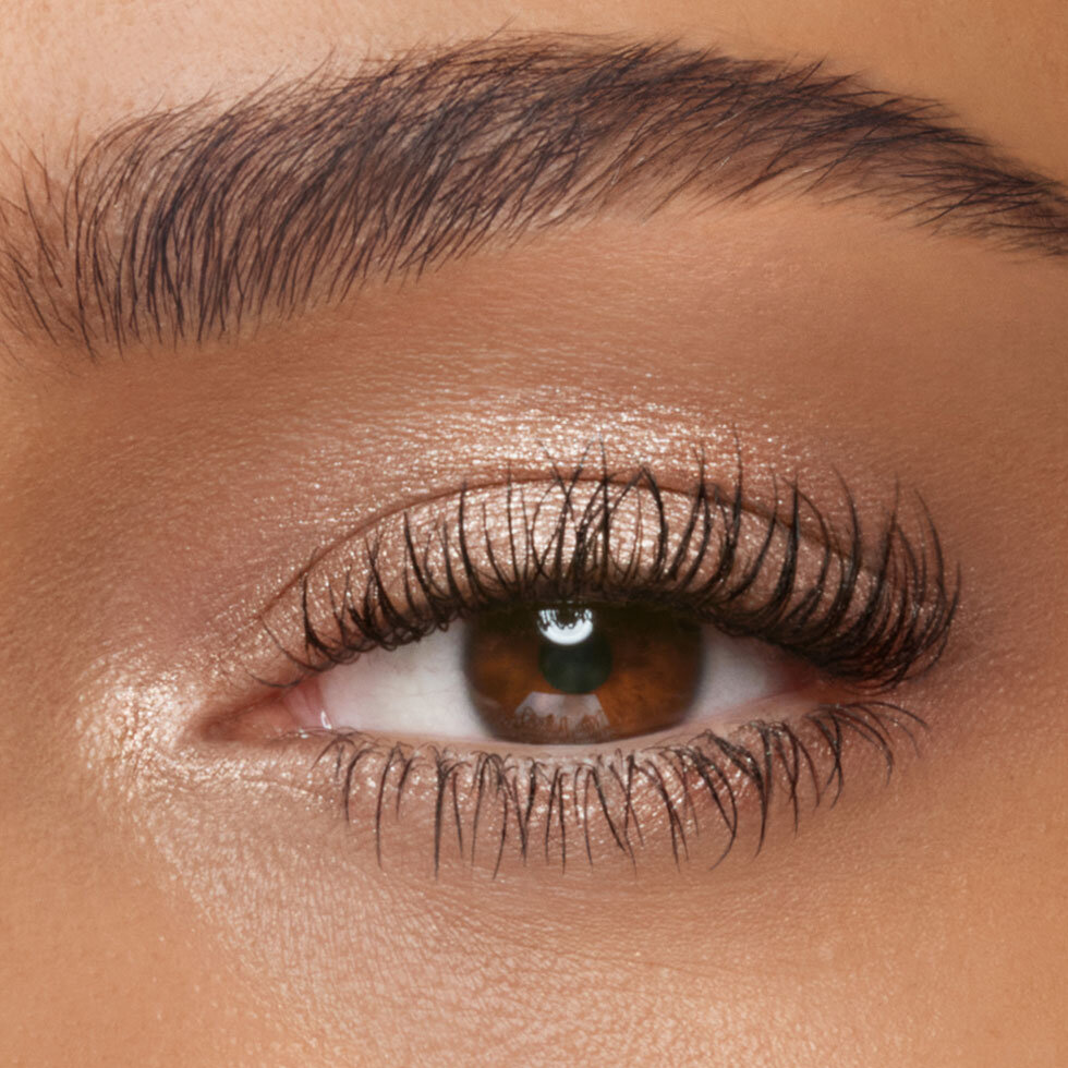 Charlotte Tilbury model wearing the Exagger-Eyes Waterproof Eyeshadow Stick in Satin Diamonds