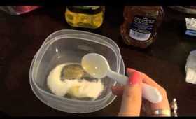 Homemade How-to: Honey Sugar Olive Oil Lip Scrub