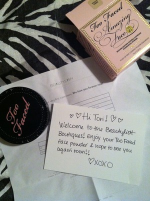 LOVE the personal card from beautylish!!!! Can't wait to try my new too faced 💕💖
