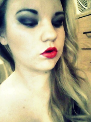 Red lipstick and some champagne & wine colors for my eyes. 