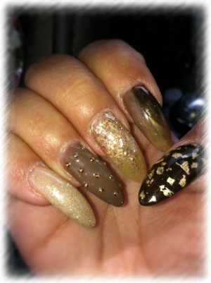 red carpets rich and famous, expresso yourself, WOW!!, and I am so honored nail polish. gold foil and studs
