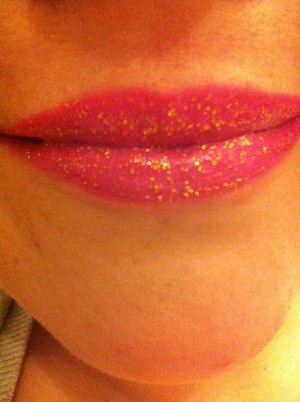 glitter  lips :)