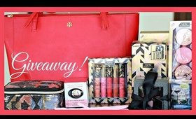 HOLIDAY GIFT IDEAS! HOLIDAY MAKEUP SETS & TORY BURCH TOTE BAG!