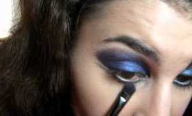 SPACEY DUOCHROME IRIDESCENT BLUE EYES