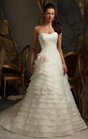 Amazing A-Line Vintage Long Wedding Dress HSNAL0051
Fabric: Organza/Satin

Silhouette: A-Line

Neckline: Strapless

Hemline: Chapel Train

Sleeve Length: Sleeveless

Embellishment: Train| Ruched| Tiered| Flower

Closure: Zipper

Built In Bra: Yes

Fully Lined: Yes

Made-To-Order: Yes