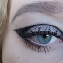 graphic eyeliner; fun and different cat eye