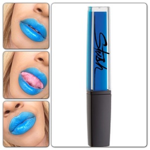 A pigmented gloss that's light weight and bold with infused mint freshness. Get yours at cierasmakeup.com 