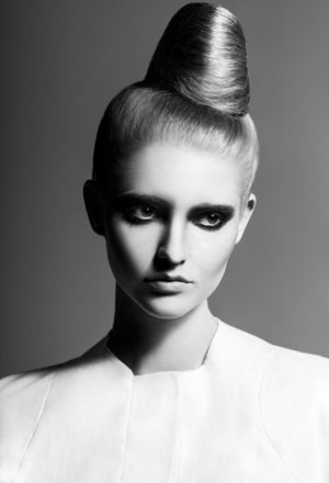 Photographer: Birta Rán
Makeup: Ástrós Erla
Model: Sóley Sigurþórs
Hair: Katrín Sif
Stylist: Sigrún Ásta