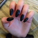 Black matt nails 