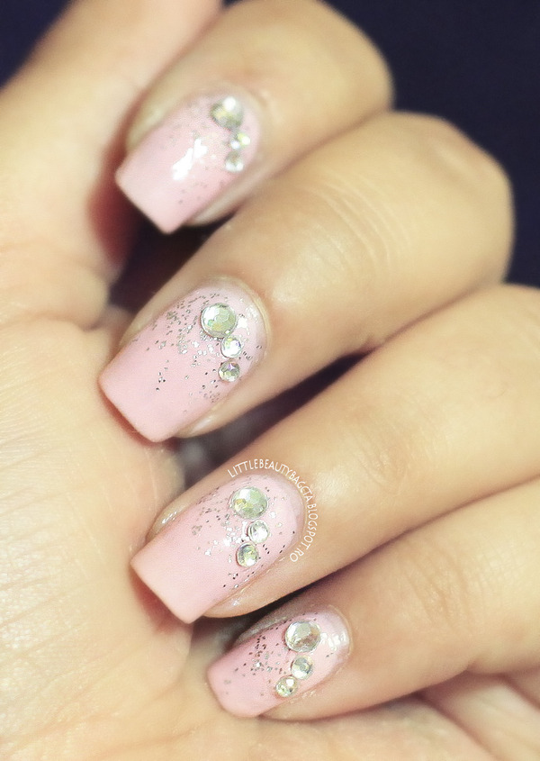 Soft Pink Jewel Nails | Elisa U.'s (elisauc) Photo | Beautylish