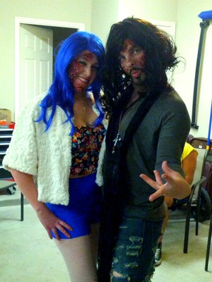 Russell Brand and Katy Perry zombies