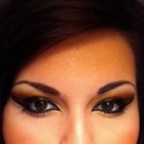 Kim K. Eyes!