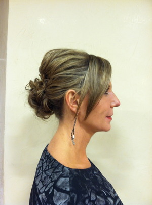 My textured Up-do 