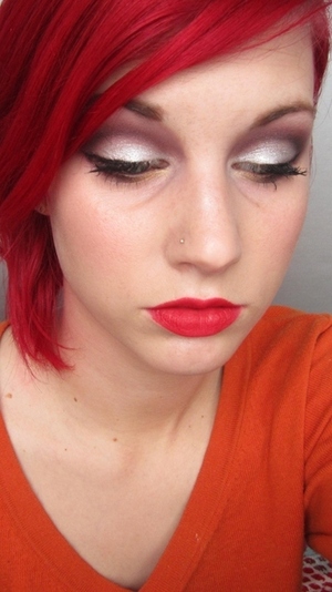 Another christmas inspired makeup look using Kat von D Candelabra palette 