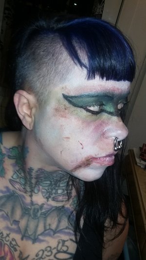 Halloween war makeup 