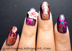 I had a hard time thinking of a design so I just winged it. http://justtisems.blogspot.com/2012/11/KKCenterHkRedFlower.html