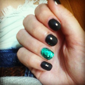 Green glitter and gray