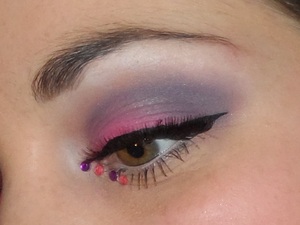 Check out the tutorial on this on my YouTube channel: facesbygrace23 :) please subscribe for loads more xoxo
