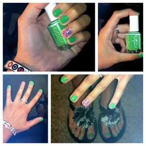 Love this green polish! (ESSIE- mojito madness) along with using various other colors to create a "confetti" look