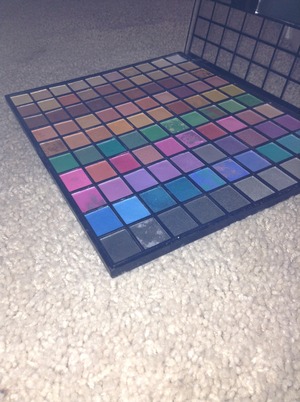 The elf 114 piece eyeshadow works wonders! It has all the colors you could need for only 10 dollars!! Rating : 10/10 (: