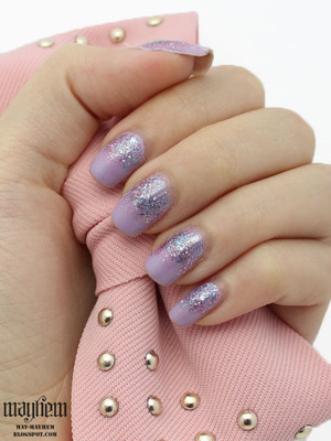 Pastel glitter nails to brighten up the dull Melbourne weather.

Click for more pictures and for polish used!

http://may-mayhem.blogspot.com.au/2013/04/purple-glitterati-nails.html