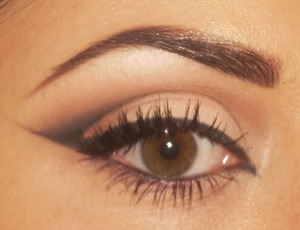 Neutral eye with a fun liner.
