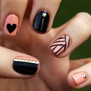 a cute summer nail art :)