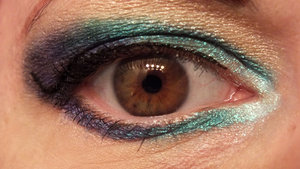 Inner to outer eyes: Sugarpill Lumi, Darling, Faerie Glamour (Fyrinnae instead of SP), Elemental Chaos.