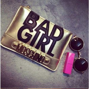 Www.myhouseofglam.storenvy.com.  Fashion accessories for all you glam ladies:)