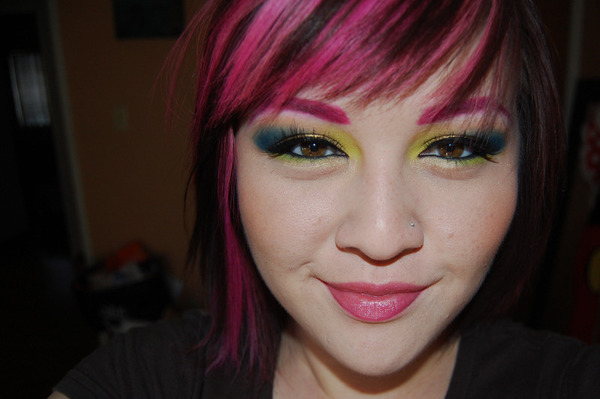 Pink Brows and Bright makeup | Jasmine P.'s (jazziebabycakes) Photo ...