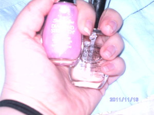 sorry was having trouble with the lighting on this. I did one coat of the pink promise by sally hansen and one clear coat. 