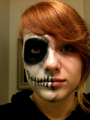 First attempt at DOTD make-up! This is unfinished as I had not done the other half my face. Had to use eyeshadow instead of facepaint, so unfortunately it faded fast. 